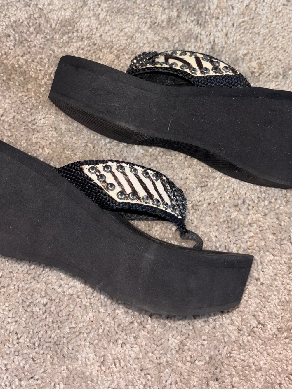 Reba Black Zebra Print Faux Cowhide Studded Platform Flip Flops Sandals 6M